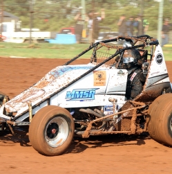 Wingless racers getting in shape for 100 lap marathon
