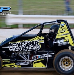 Triumphant Weel Weathers Adversity